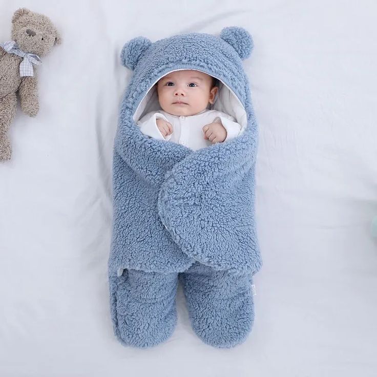 Swaddling Blanket & Knotted Gown